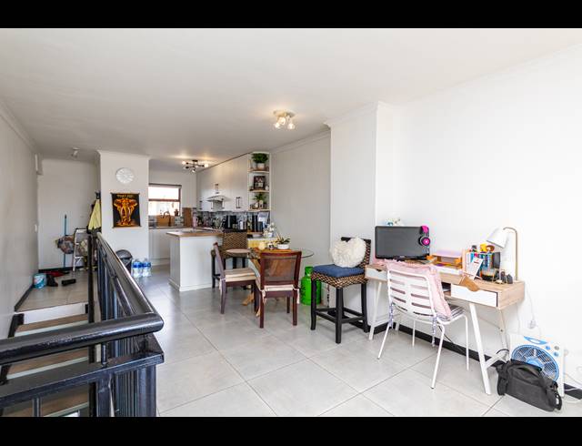 2 BEDROOM APARTMENT TO LET IN ROYAL ASCOT